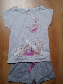 Idealny prezent na święta. Pidżamka z Puchatkiem <3