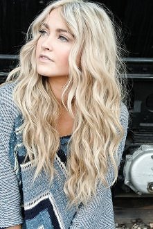 Seductive Beach Waves