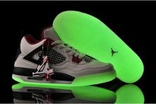 Nike Jordan 4 IV Retro Glow In The Dark - White and Varsity Red/Black for Female