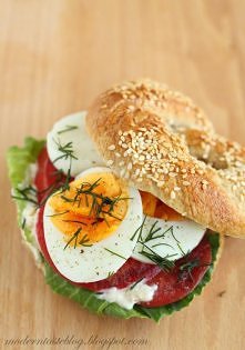 Pełnoziarniste bajgle