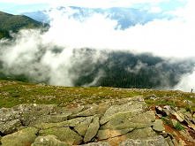 jedno z wspanialszych miejsc
Babia Góra ;) mój pierwszy poważny szczyt! samo wejście było dość ciężkie,ale późniejsza radość-bezcenna ..swoją drogą to tak samo jak  walka z moim...