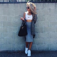 zapraszam na mojego tumblr'a---> lool-xdd.tumblr.com/