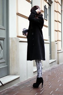 black & white & electric blue!
