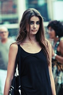 Piękna Taylor Hill :)
