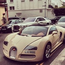 zapraszam na mojego tumblr'a---> lool-xdd.tumblr.com/