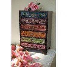 piękna orientalna komoda