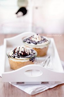 Kremowe serniczki kajmakowo-kawowe