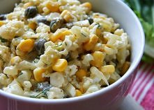 2014-07-31_185115

Składniki:
pół średniej wielkości kalafiora (ugotowanego, najlepiej al dente)
5 dużych jajek ugotowanych na twardo
1/2 puszki kukurydzy konserwowej
kapary mar...