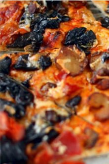 Podpłomyki z leśnymi grzybami.