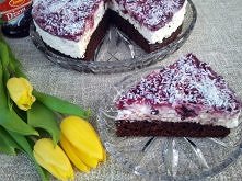 Kremowy torcik porzeczkowy