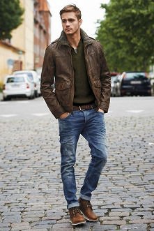 Street style - men's f...