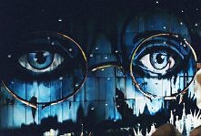 this  eyes see  everything