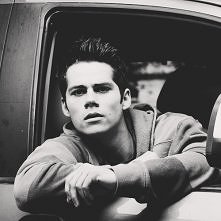 Imagine Stiles coming to pick you up to take you to school, and seeing you getting abused by your boyfriend.