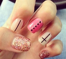 nails