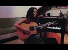 Beatriz Luengo "Alguien (Use Somebody)" - Acústico