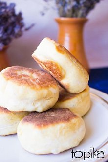 Składniki: 50 dag mąki, 250...