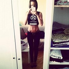 Zapraszam na mojego bloga i stronę na facebooku Move Your Life - dowiecie się więcej na temat fitnessu i zdrowego odżywiania!