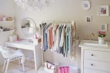 lifepolishgirl.blogspot.com