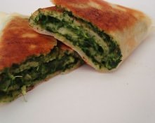 naleśniki ze szpinakiem i serkiem topionym. przepis po kliknięciu na zdj. Zapraszam do polubienia kuchenne inspiracje na fb