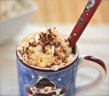 Kakałko ♥ Idealne na zimowe wieczory :D 
I jeszcze jaki słodki kubeczek ^_^