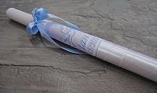 Świeca z haftem imienia dziecka i daty chrztu