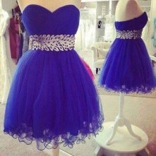 śliczna sukienka ^^