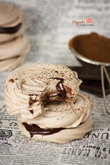 Bezy czekoladowe z czekolad...