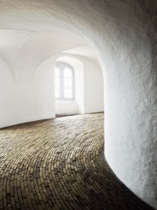 Cegły jak rzeka            ...