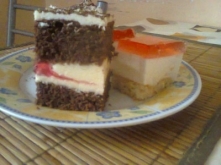 Ciasto z kawą i galaretką.