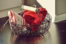 Koszyczek z serduszkami Hand Made dostępny w sklepie perfekthome.com