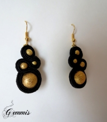 KOL 001
Eleganckie kolczyki wykonane techniką soutache.
Szukajcie Gemmis na fb (dokładny link w komentarzu)