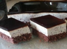 Sernik Stracciatella, wygląda nieźle będzie trzeba zrobić :D