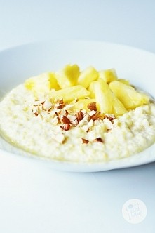 Jaglanka kokosowa z ananasem