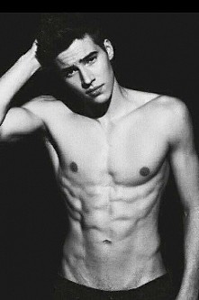 Jaaaaki śliczny ! *.*