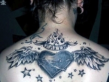 tatuaże dla dziewczyn na plecy