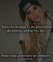 tysiąc powodów do uśmiechu masz ! ;)
