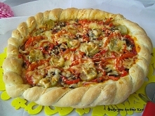 Wegetariańska pizza z chrupiącym brzegiem

Przepis po kliknięciu w zdjęcie!