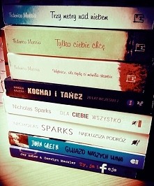 "Kto czyta ten żyje podwójnie"...