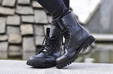 Glany;
-najlepsze buty
-super broń
-świetna drabina
i jeszcze super wyglądają,kocham te buty <3