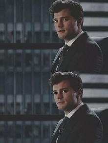 Grey *-*