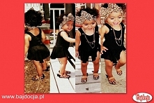 Coraz częściej rodzice małych szkrabów ubierają je nad wyraz poważnie.