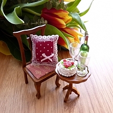 WSZYSTKIEGO NAJSŁODSZEGO W DNIU NASZEGO ŚWIĘTA DROGIE PANIE! :)