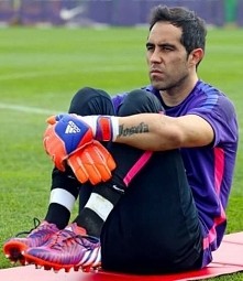 Claudio Bravo *-*