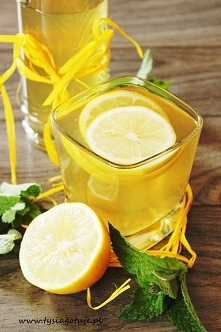 mięta + cytryna ... mniaaam <3