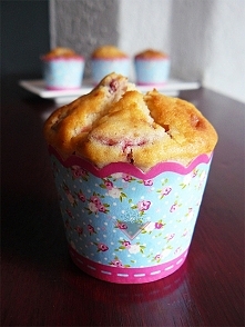 Szybkie i łatwe muffinki z truskawkami