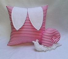 Podusia z króliczymi uszami...