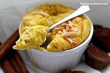 Bezglutenowy migdałowo-kasztanowy suflet twarogowy