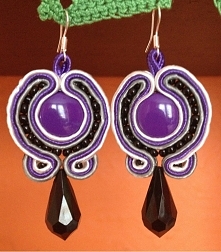 moje pierwsze sutaszowe kolczyki :)