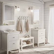 lifepolishgirl.blogspot.com