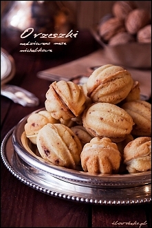 Orzeszki nadziewane kremem ...